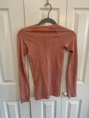Lululemon Swiftly Tech 2.0 Long Sleeve Shirt Size 0 thumbnail 5
