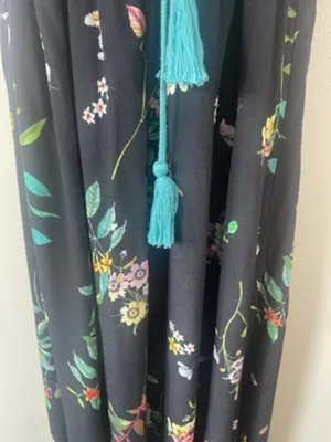 Willow & Clay Floral Crochet Top Maxi Dress, V-neck Spaghetti straps, Size M‎ thumbnail 4
