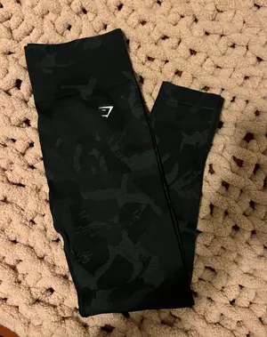 Gymshark Camo Seamless Leggings thumbnail 1