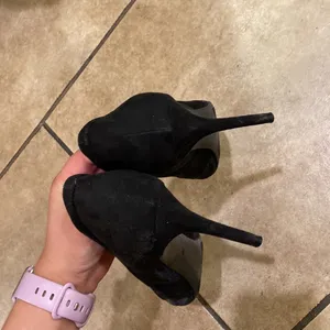 Marc Fisher Darlee Black Mesh Pointed Toe Heels thumbnail 4