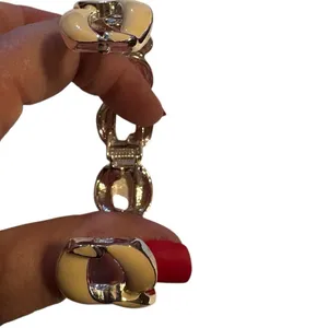 Beige and Silver Chain Link Bracelet, One Size thumbnail 4