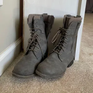 Cathy Jean Boots thumbnail 1