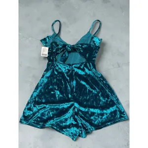 Urban Outfitters Teal Green Crushed Velvet Ruffle Romper‎ - XS thumbnail 2