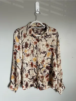 ZARA | Tan Floral Textured Button-Front Blouse Sz XL thumbnail 2