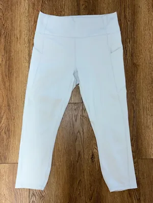 Fabletics PureLuxe High Waisted Cropped Leggings Pockets Cream‎ Womens Small thumbnail 1