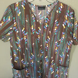 Cherokee Scrub Top thumbnail 2