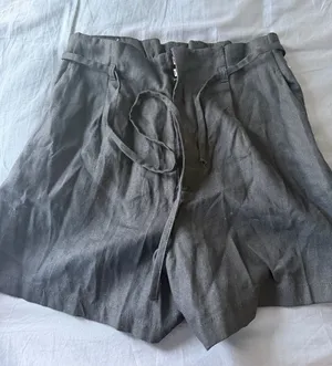 Black Linen Shorts Size L thumbnail 1