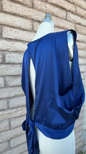 ✨ Deep Royal Blue Satin Boxy Crop Top | Size L thumbnail 5