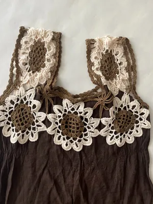 Brown Cottagecore Crochet Lace Trim 90s Vintage Brown Tiered Ruffle Tank Top M thumbnail 2