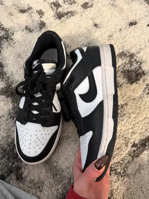 Nike panda dunks 7.5 thumbnail 3