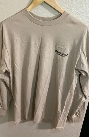Graphic Long Sleeve Shirt thumbnail 1