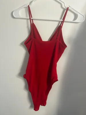 H&M Red Front Tie Knot Bodysuit thumbnail 2