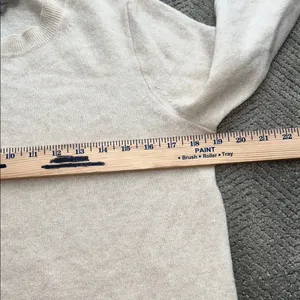 J-Crew Women’s 100% Cashmere classic-fit crewneck sweater Long sleeve Size Small thumbnail 8