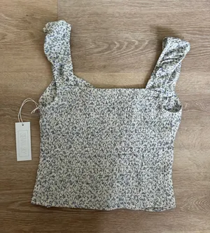 Boutique Floral Top thumbnail 1