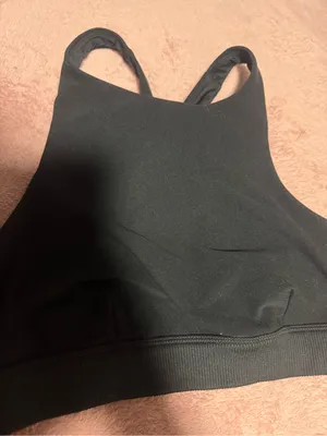 Alo sports bra thumbnail 6