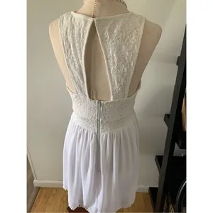 Francesca’s white dress size medium perfect for bachelorette or bridal party thumbnail 3