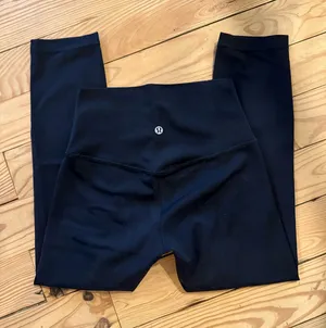 Lululemon Leggings Crop Black 6 Women’s thumbnail 1