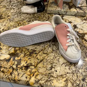 Puma Women's Pink and White Sneakers thumbnail 8
