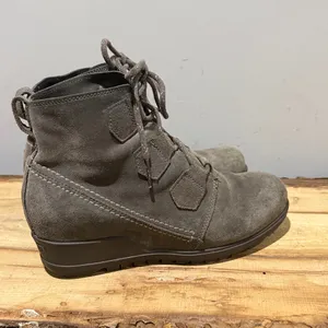 Sorel 9.5 Evie Lace Major Boot Grey Suede Wedge Heel‎ Weatherproof Gorpcore B23B thumbnail 6