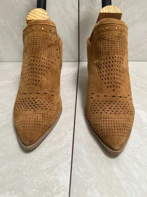 Gibson Latimer perforated suede gold studded mules Size 8.5 thumbnail 2