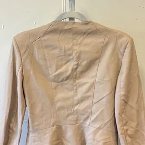 Zara Basic Nude Beige Faux Leather Collarless Zip Up‎ Jacket 3046/031/644 Sm thumbnail 6
