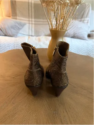 Women's Jessica Simpson Gold Rhinestone Ankle Boots size 7 thumbnail 2