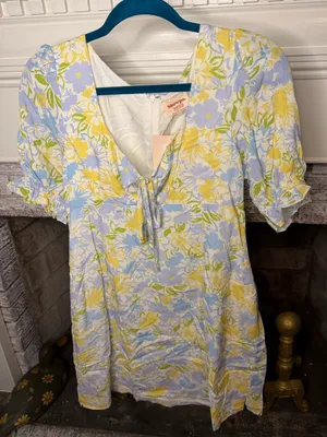 NWT Showpo Svana Dress Summer Petals Floral Puff Sleeve Mini US 10 thumbnail 1