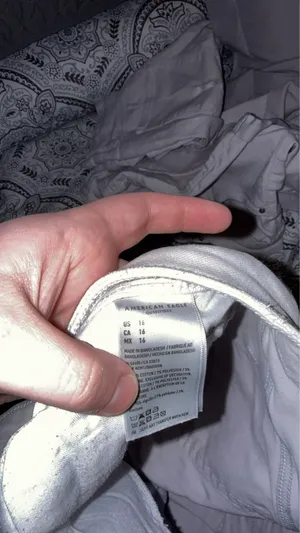 American Eagle White Jean Shorts thumbnail 3