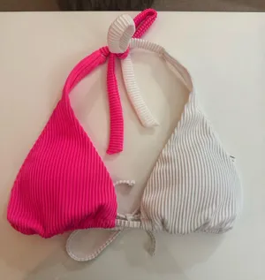 Hollister Bikini Top thumbnail 1