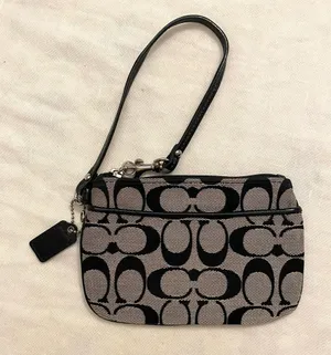 Vintage Coach Signature Black and Cream Wristlet thumbnail 1