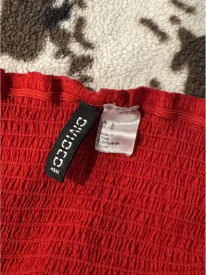 Women's Sexy Red Off-the-Shoulder Crop Top Size S thumbnail 7