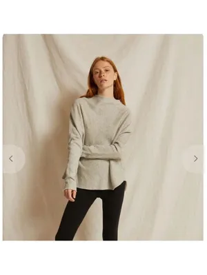 Perfectwhitetee Morrison Mock Neck Sweatshirt in Heather Grey Women’s size Small thumbnail 16