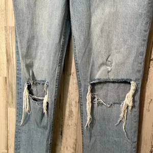 Abercrombie & Fitch 90's Straight Ultra High Rise Jeans Womens 30/10R Distressed thumbnail 2