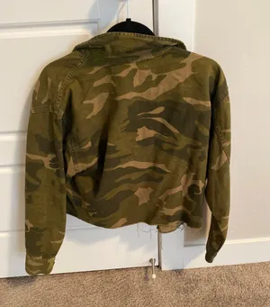 Topshop Distressed Hem Camo Jacket thumbnail 3
