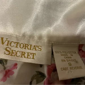 Vintage 90s gold label Victoria’s Secret floral paisley print robe scalloped hem thumbnail 9