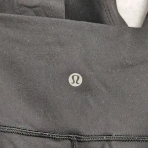 Lululemon Black Groove Nulu High-Waisted Flared Yoga Activewear Pants Size 2 thumbnail 7