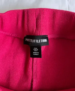 Pretty Little Thing pink shorts thumbnail 2