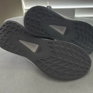 Adidas Women’s Primeblue Sneakers NWOT thumbnail 4