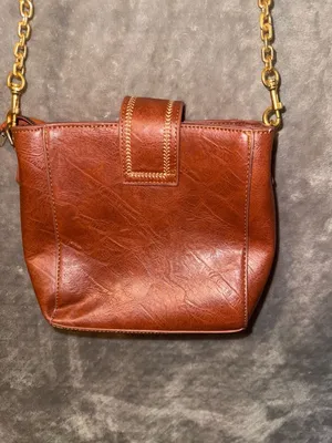 Vintage Style Brown Faux Leather Structured Crossbody Bag with Stitching Details thumbnail 5