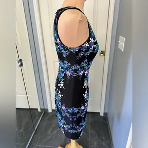 Vintage Cache Floral‎ Bead Embellished Sheath Dress Back Zip thumbnail 3