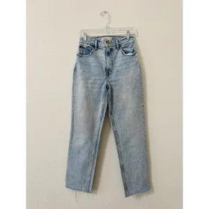 Abercrombie & Fitch The ’90s Straight Ultra High Rise Jeans Size 27/4R thumbnail 2