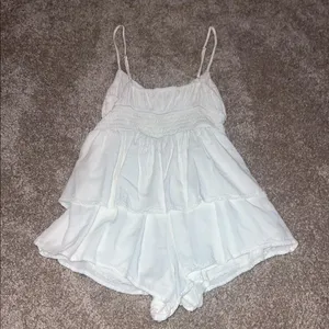 Le lis COLLECTION Romper With Adjustable Straps Size Small thumbnail 3