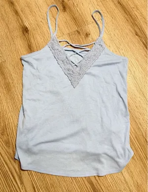 Aeropostale Womens Medium‎ Light Blue Ribbed Lace Trim Strappy Cami Tank Top thumbnail 1