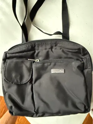 Baggallini Black Crossbody Shoulder Bag with Multiple Pockets thumbnail 1