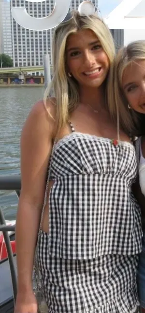 Urban Outfitters Top thumbnail 1