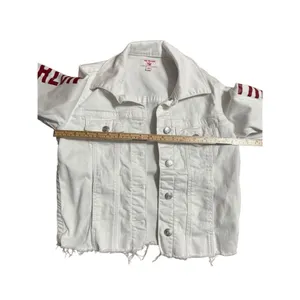 True Religion Fashion trucker with‎ Red Logo on Sleeves Sz XS White Jean Jacket thumbnail 5