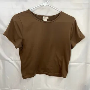 Live In The Moment women's brown‎ stretch short sleeve cropped neutral basic top thumbnail 1