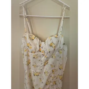 Shein White Yellow Spaghetti Strap Slit Midi Dress Size XS thumbnail 3
