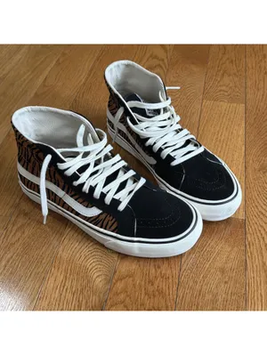 Size 8.5 US Men’s/ 10 W VANS Sk8-Hi 38 Decon S Animal Stripe Black Marshmallow thumbnail 4