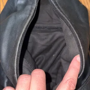 Black‎ Leather Like Sling Teardrop Backpack Silver V Hardware Adjustable Strap Black thumbnail 11